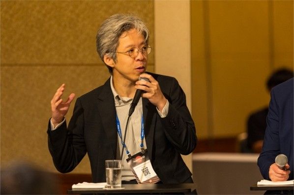株式会社インターネットイニシアティブ 友岡将紘様